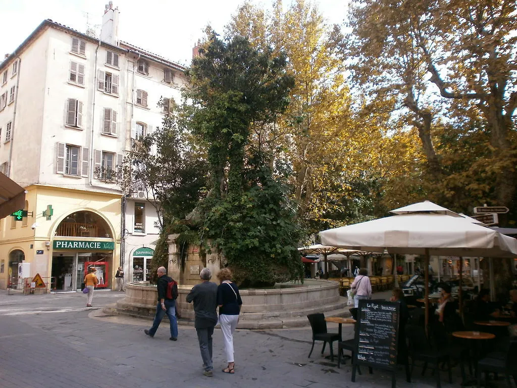 Hotel Trois Dauphins Toulon